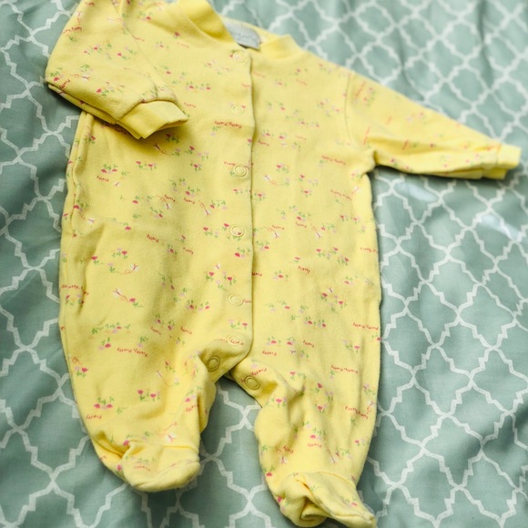 Onsie - Picture 2 of 7